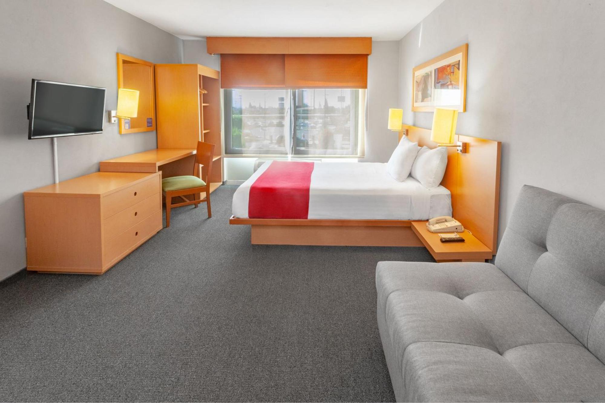 City Express By Marriott Celaya Parque Extérieur photo